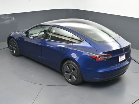 Used 2023 Tesla Model 3 Standard Range image 33
