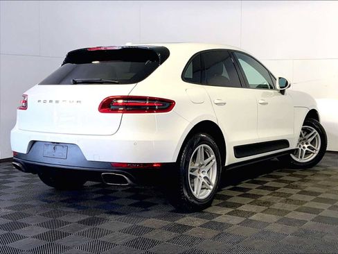 Certified 2018 Porsche Macan AWD/4WD image 7