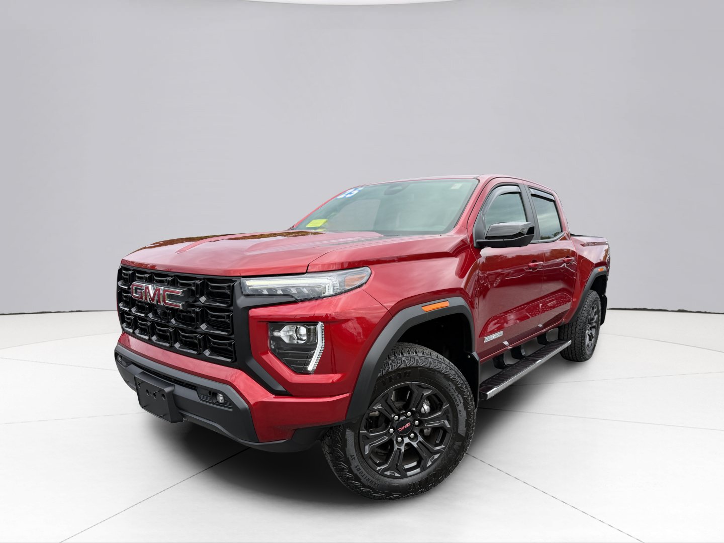 Used 2025 GMC Canyon Elevation w/ Convenience Package AWD/4WD image 1