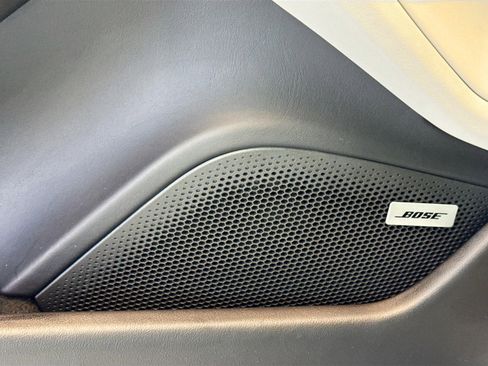 Certified 2021 Porsche Taycan 4S w/ Premium Package image 12