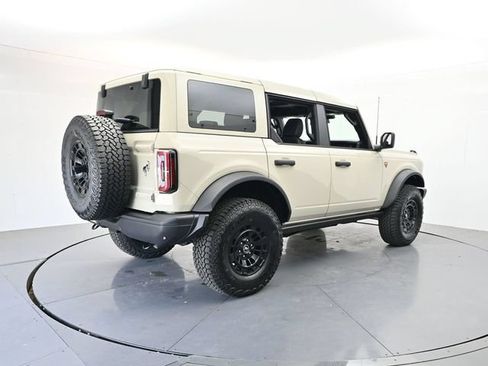 New 2026 Ford Bronco Badlands AWD/4WD image 7
