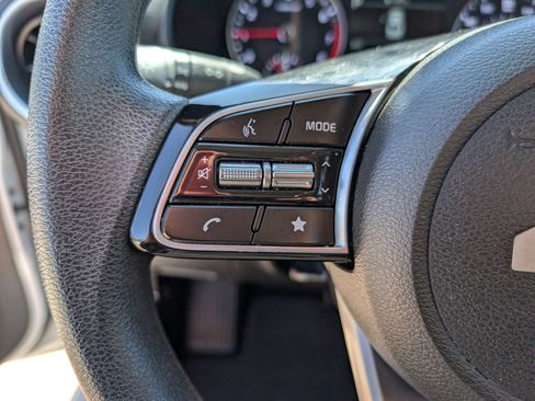 Certified 2023 Kia Forte LXS w/ LXS Technology Package FWD image 16