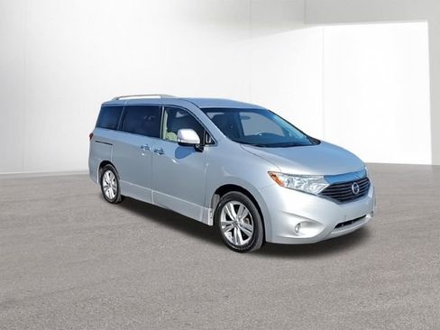 Used 2016 Nissan Quest SL w/ Value Cargo Package image 2