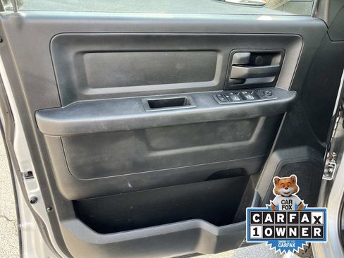 Used 2018 RAM 2500 Tradesman w/ Chrome Appearance Group image 22