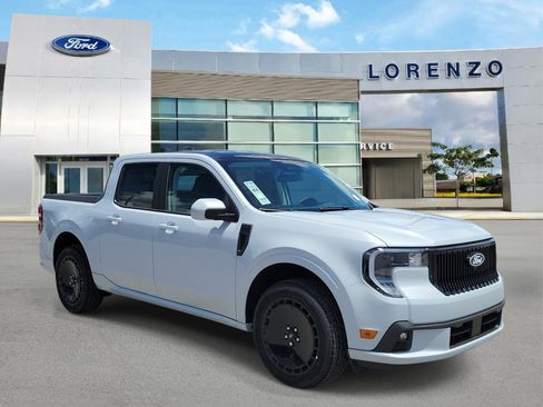 New 2026 Ford Maverick Lobo AWD/4WD image 3