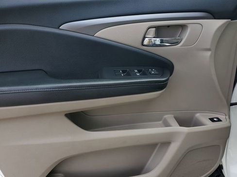 Used 2019 Honda Ridgeline RTL-T image 21