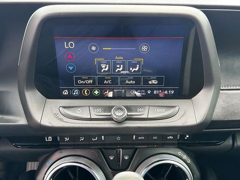 Used 2021 Chevrolet Camaro LT w/ Technology Package RWD image 30