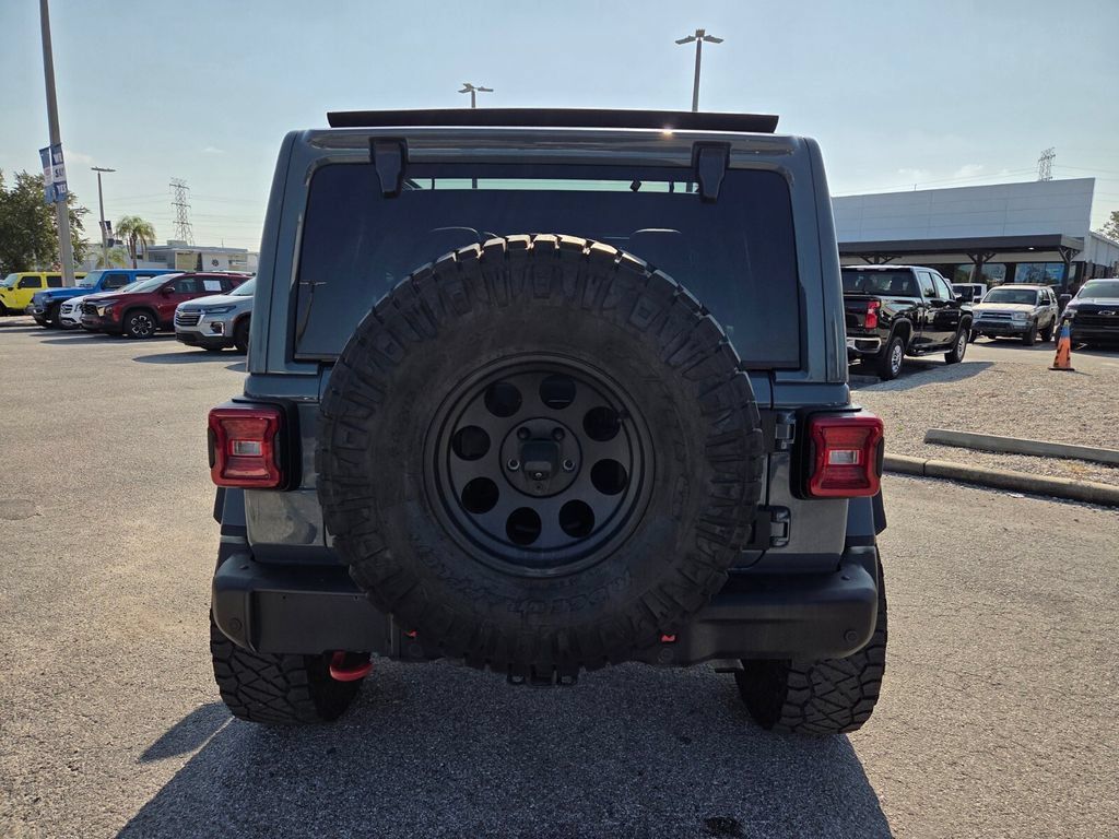 Used 2024 Jeep Wrangler Unlimited Rubicon AWD/4WD image 13