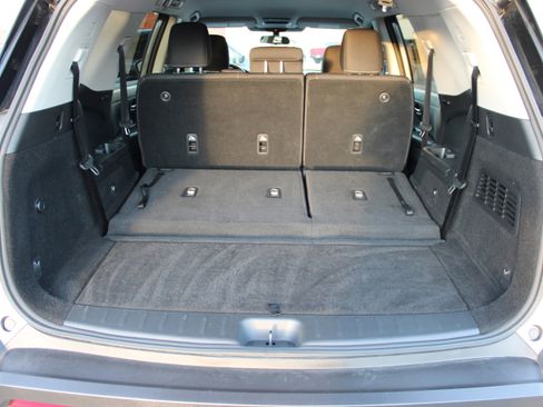 Certified 2022 Nissan Pathfinder SV image 5