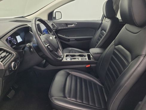 Used 2024 Ford Edge SEL image 17