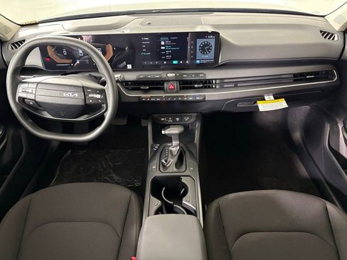 New 2026 Kia K4 LXS image 32