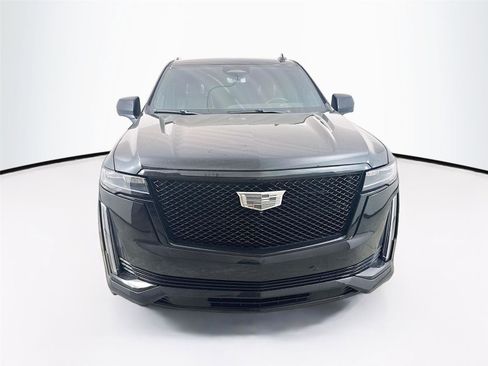 Used 2023 Cadillac Escalade ESV Sport w/ LPO, ONYX Package image 27