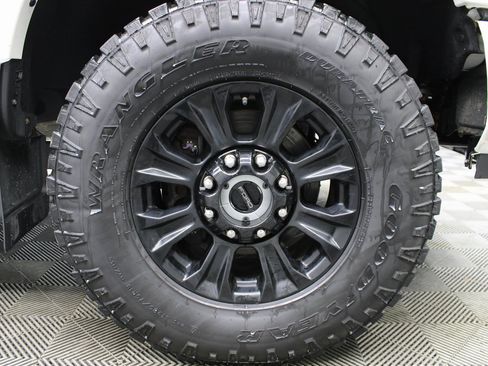 Used 2021 Ford F250 Lariat w/ Tremor Off-Road Package image 8