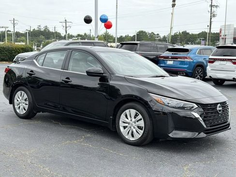 Certified 2024 Nissan Sentra S FWD image 8
