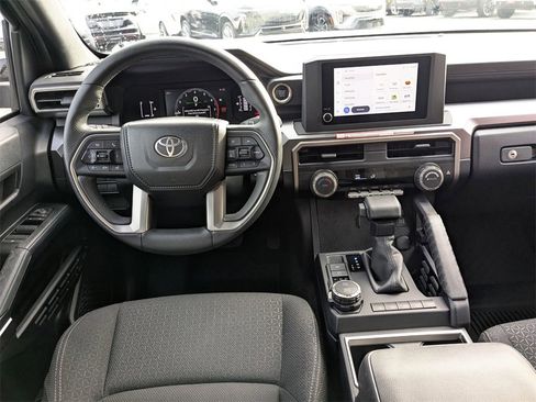 Used 2025 Toyota 4Runner SR5 image 9