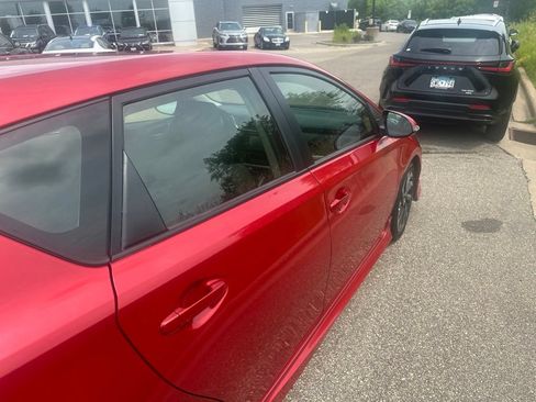 Used 2017 Toyota Corolla iM FWD image 18
