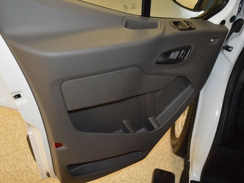 Used 2025 Ford Transit 350 XL RWD image 16