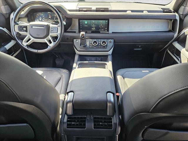 Used 2022 Land Rover Defender 110 SE AWD/4WD image 16