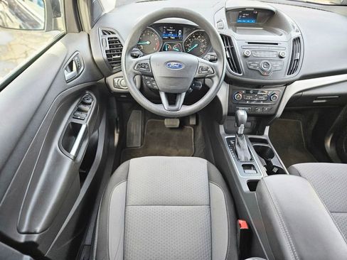Used 2017 Ford Escape SE image 11