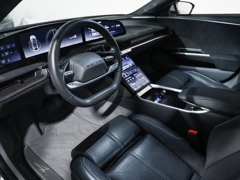 Used 2022 Lucid Air Grand Touring image 27