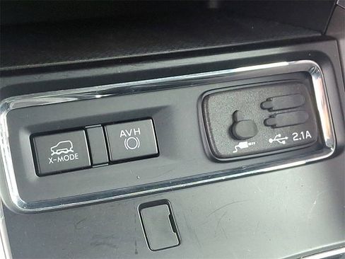 Used 2022 Subaru Ascent Premium w/ Convenience Package image 25