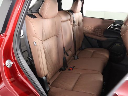 New 2025 Mitsubishi Outlander SEL image 39