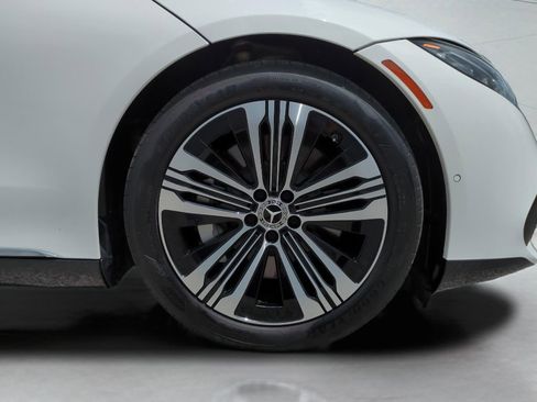 Used 2023 Mercedes-Benz EQS 450+ Sedan image 29