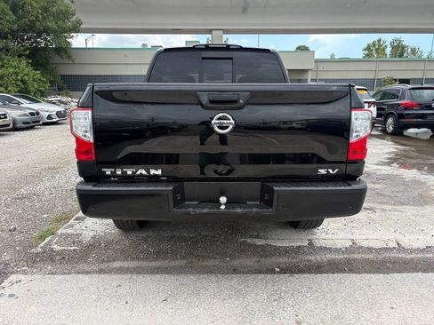 Used 2021 Nissan Titan SV w/ SV Convenience Package RWD image 4