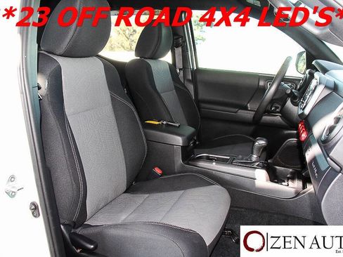 Used 2023 Toyota Tacoma TRD Off-Road image 33