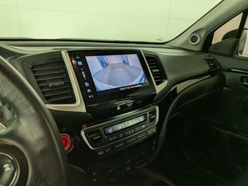 Used 2016 Honda Pilot Elite image 26