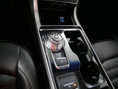Used 2020 Ford Edge SEL AWD/4WD image 24