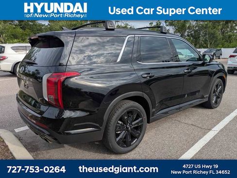 Used 2025 Hyundai Palisade XRT FWD image 2