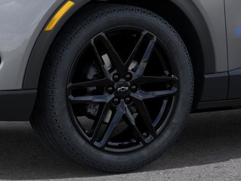 New 2026 Chevrolet Equinox EV LT w/ LPO, Blackout Package image 9