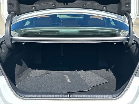 Used 2020 Toyota Avalon Limited w/ Advanced Safety Package image 6