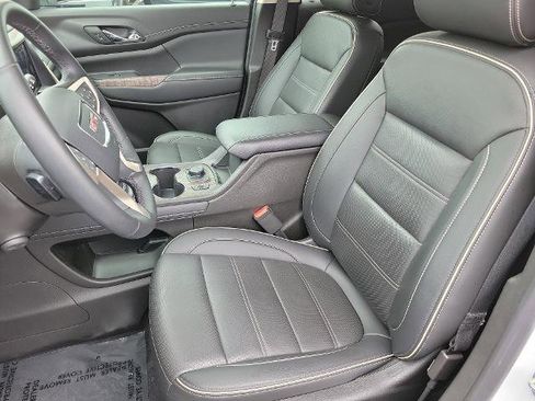Used 2023 GMC Acadia Denali w/ Denali Ultimate Package AWD/4WD image 12