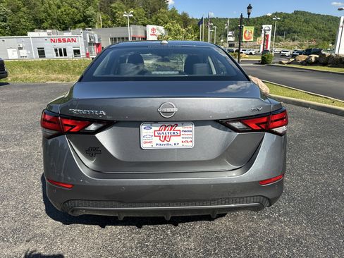 Used 2024 Nissan Sentra SV FWD image 3