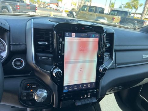 Used 2025 RAM 1500 Laramie AWD/4WD image 19