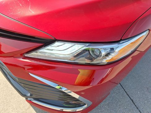Used 2023 Toyota Camry XLE w/ Navigation Package FWD image 10