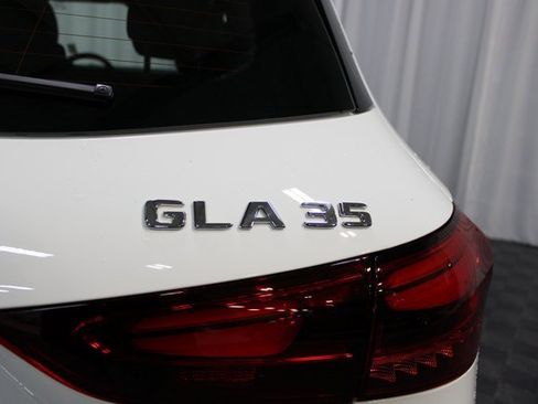 New 2024 Mercedes-Benz GLA 35 AMG 4MATIC image 25