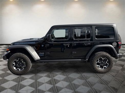 Used 2022 Jeep Wrangler Unlimited Rubicon 4xe image 2