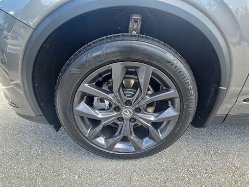 Used 2024 Acura MDX A-Spec image 10