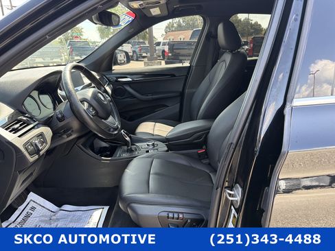 Used 2020 BMW X1 xDrive28i AWD/4WD image 12