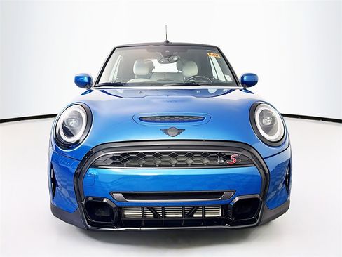Certified 2023 MINI Cooper S w/ Signature Upholstery Package image 2