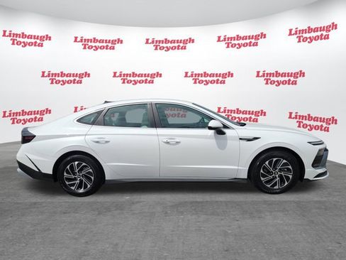 Used 2026 Hyundai Sonata Blue FWD image 22