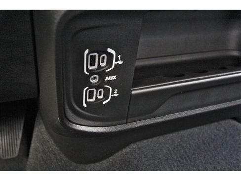 Used 2024 RAM 2500 Laramie w/ Safety Group image 23