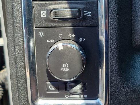 Used 2017 RAM 2500 Laramie AWD/4WD image 17