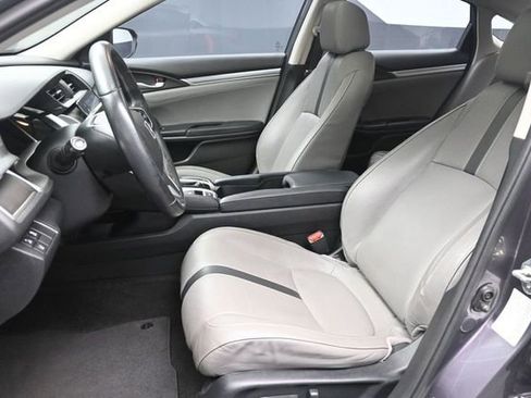 Used 2017 Honda Civic Touring image 17