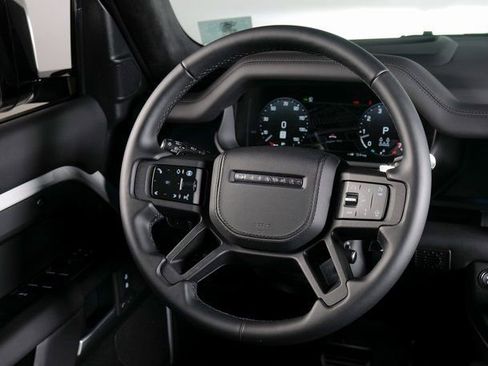 Used 2025 Land Rover Defender 130 V8 image 14