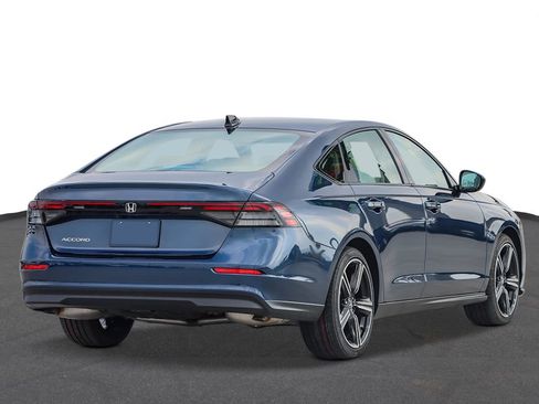 New 2026 Honda Accord SE image 2