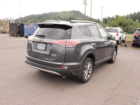 Used 2016 Toyota RAV4 Limited AWD/4WD image 5